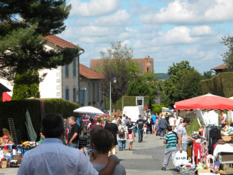 vide-grenier-16-08-2014-07